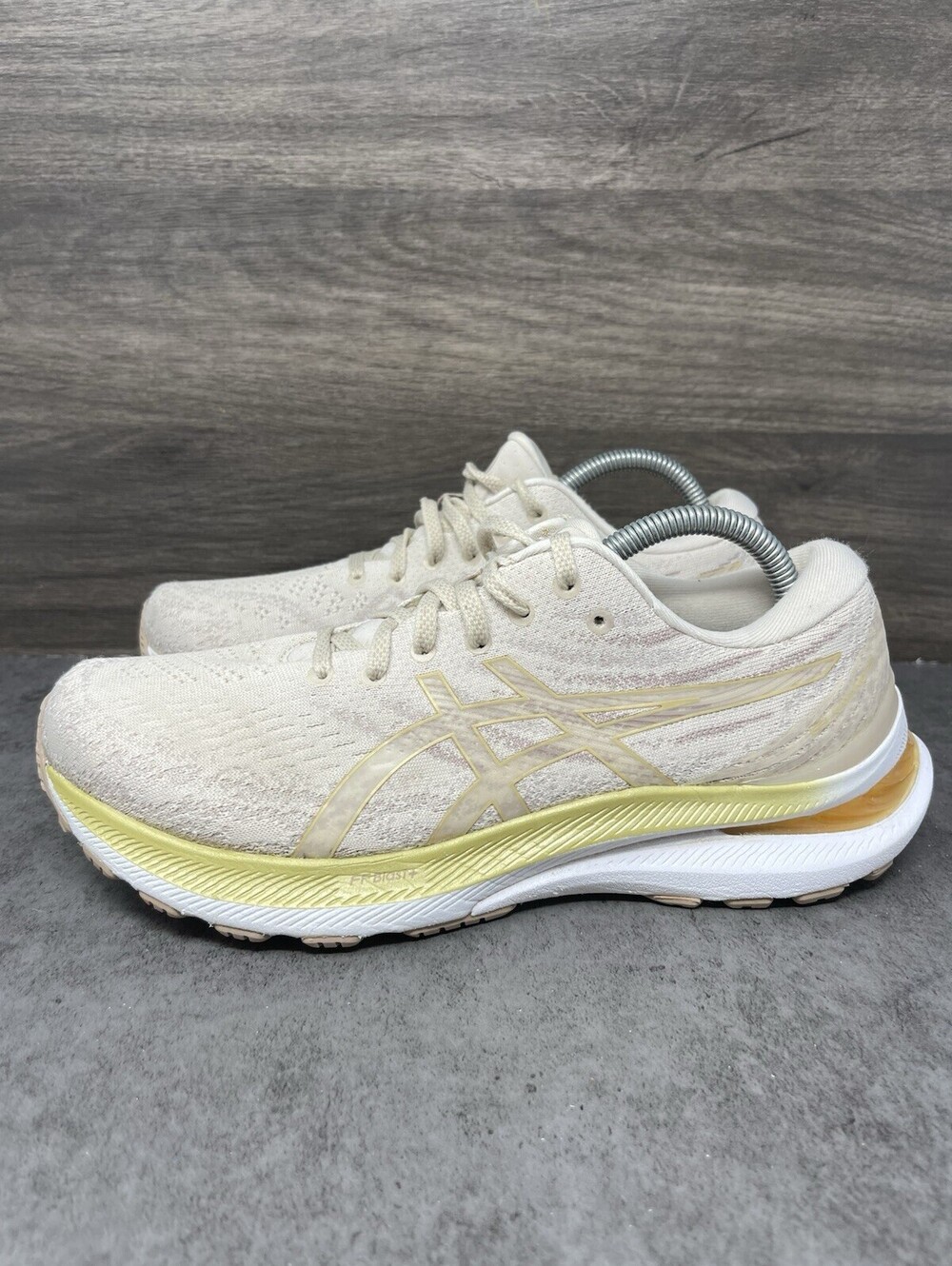 Asics Gel Kayano 29 Running Shoes Womens Size 9 Neutral Beige Athletic Trainer